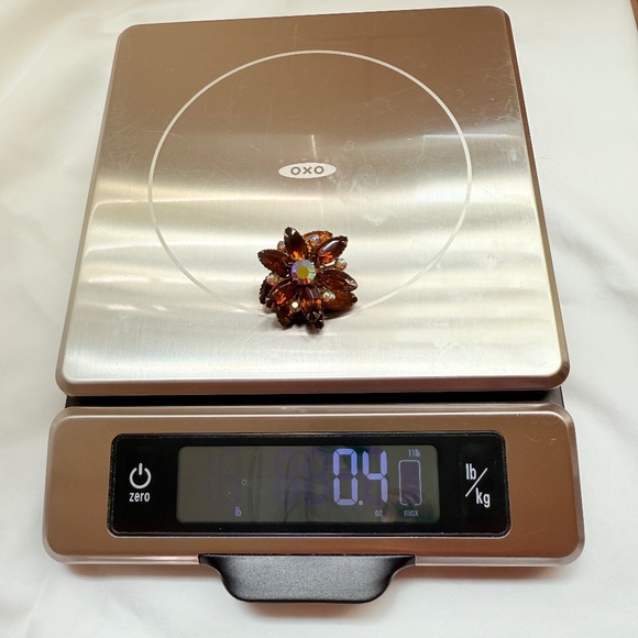 Vintage Rivited Brown Glass and Brown AB Clip Earrings Flower Cluster Design - Picture 10 of 14